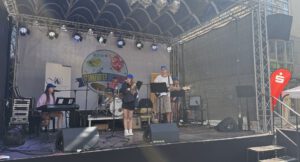 deutsch-polnische-Musikband beim HanseStadtFest (im Rahmen des Projektes "Kultur baut Brücken"